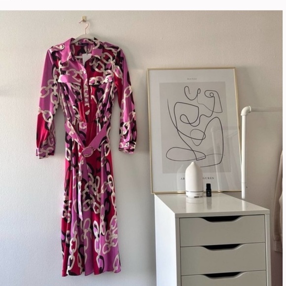 NWT BLOGGERS FAVE CHAIN PRINTED SATIN EFFECT SHIRT DRESS - Picture 3 of 6